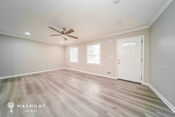 2504 Rex Rd - Photo 6 of 13