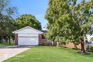 111 Saralee Dr - Photo 1 of 1