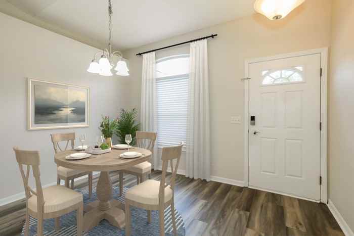 3050 Wavering Ln - Photo 4 of 18