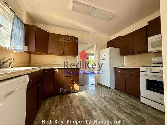 245 W 100 S - Photo 5 of 21