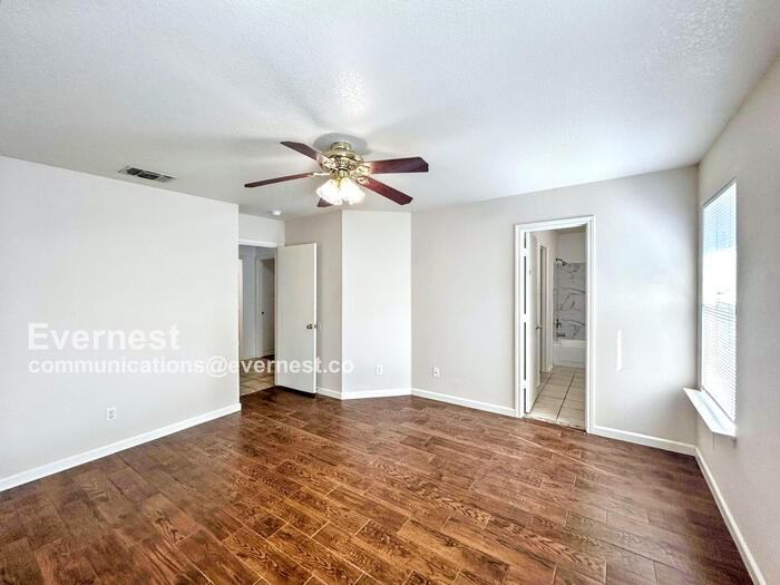 2027 Mission Fld - Photo 7 of 16