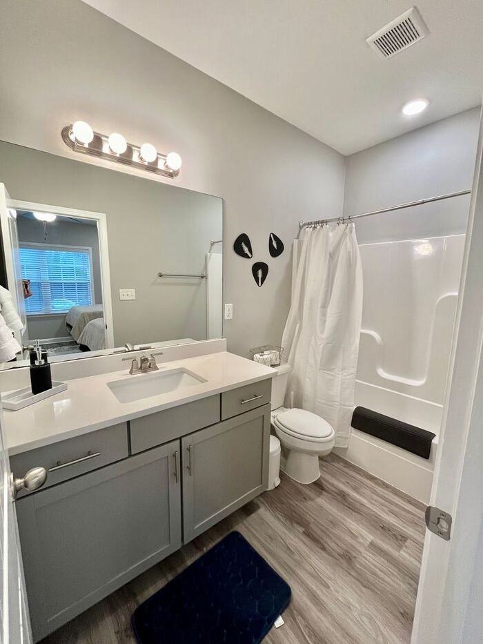 3885 Spottswood Ave #C - Photo 7 of 7
