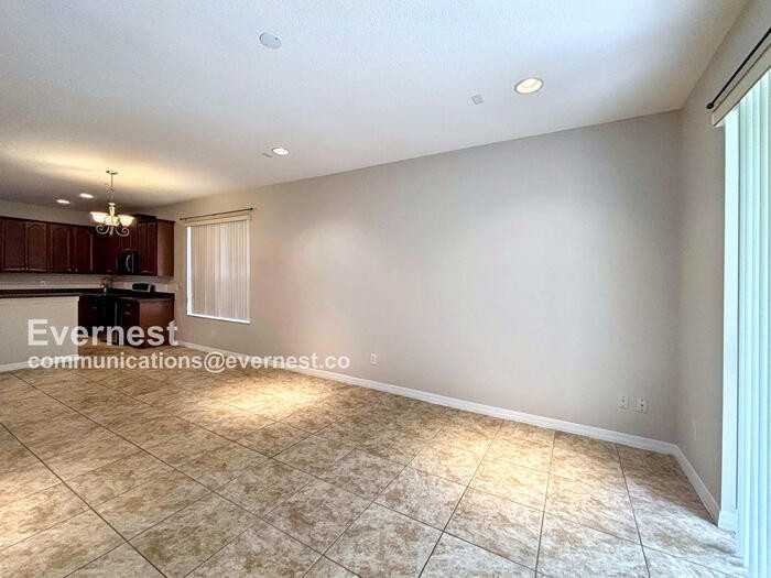 9019 Edenshire Circle - Photo 4 of 26