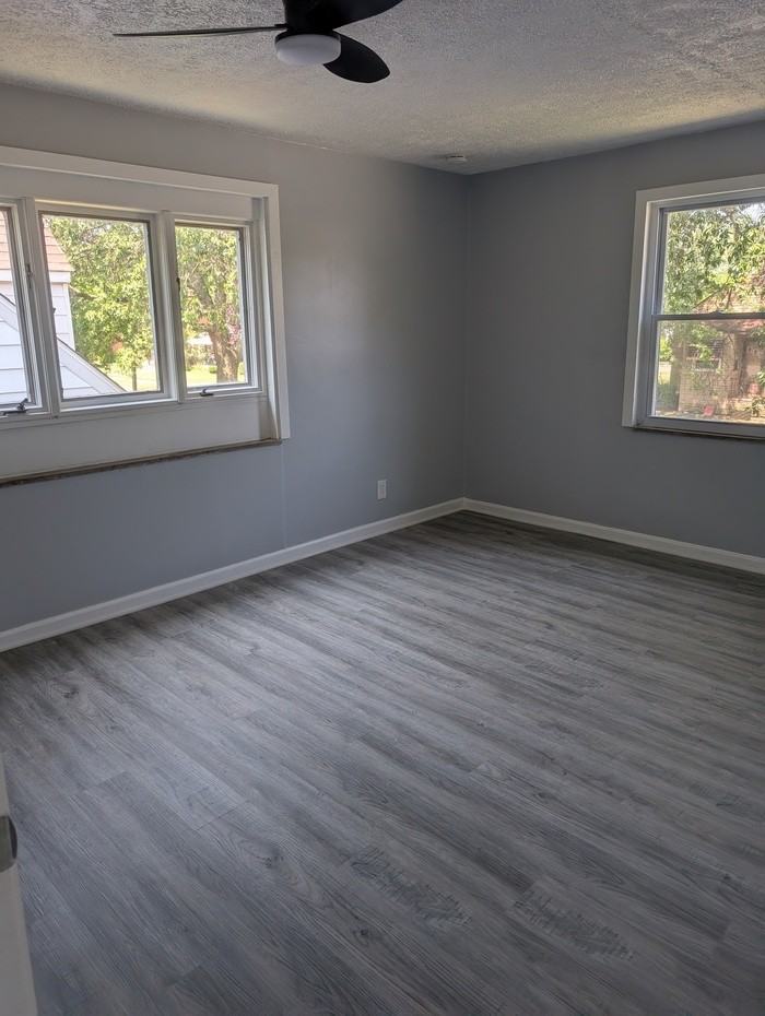 21000 Crystal Ave - Photo 5 of 15