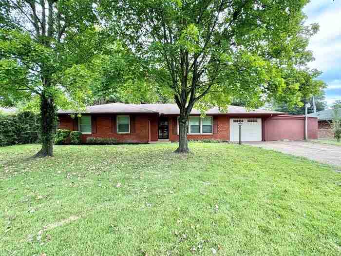 4914 Childs Dr - Photo 3 of 32