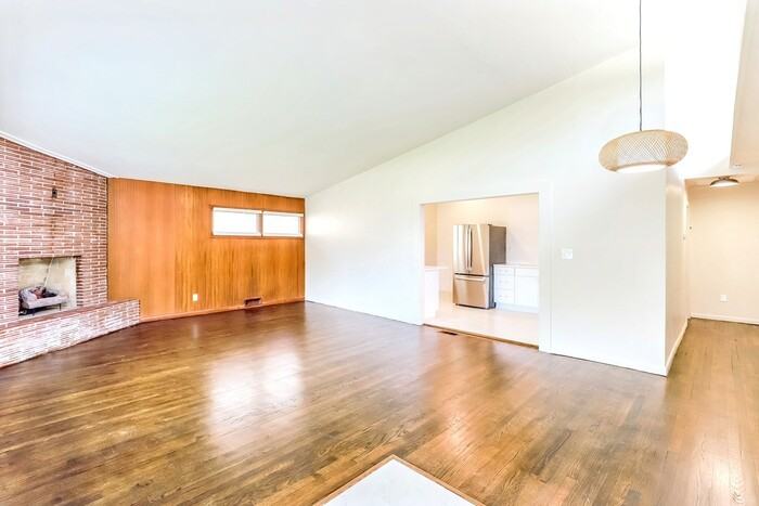 2608 W Paseo Blvd - Photo 4 of 20