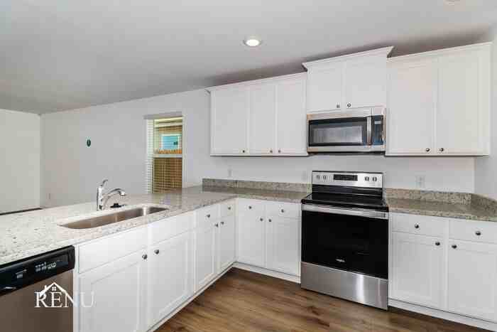 133 Scarborough Bnd - Photo 4 of 24