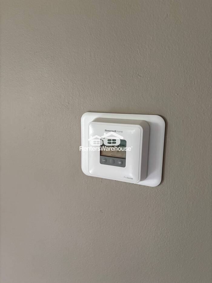 8624 Oakland Ave S - Photo 4 of 22