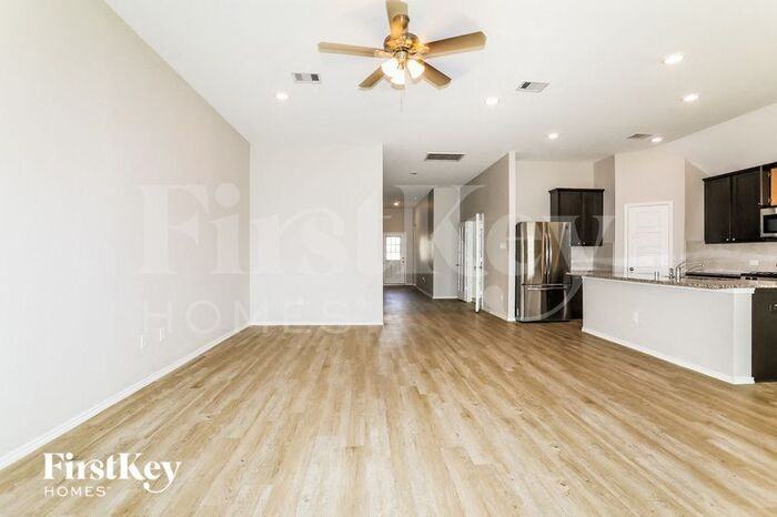 334 Jewett Meadow Dr - Photo 3 of 15