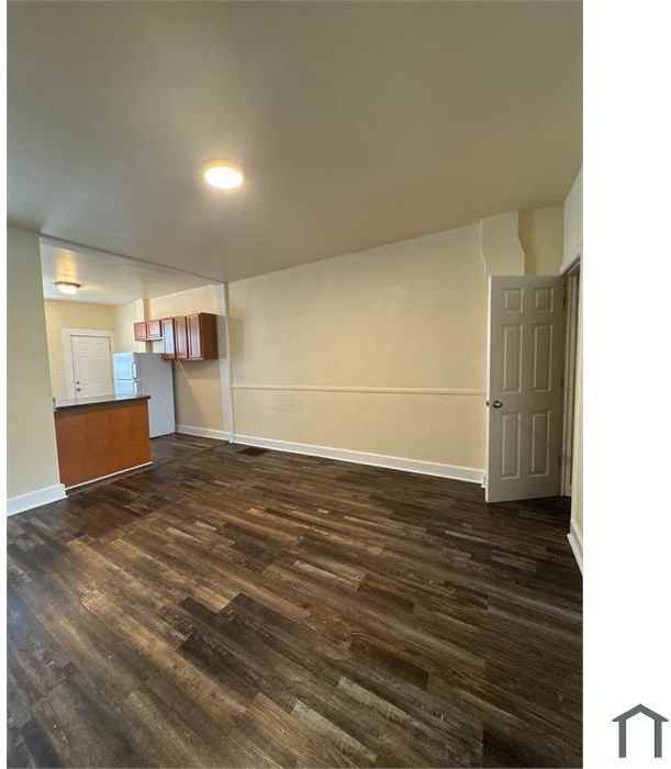 1500 E 29th St - Photo 4 of 14