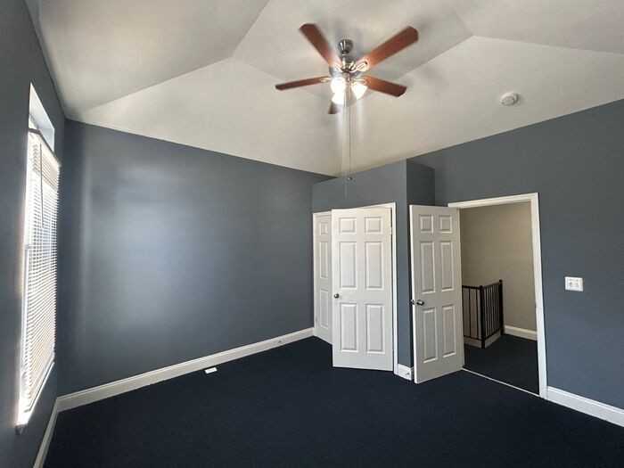 2800 Winchester St - Photo 5 of 12