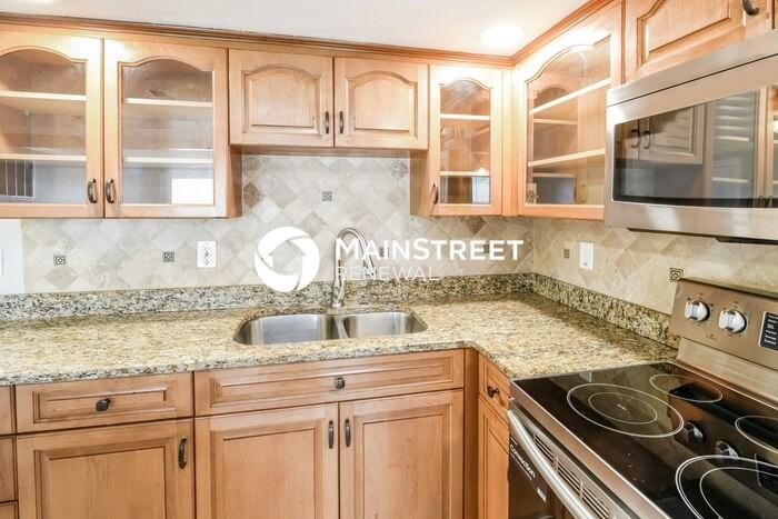 4251 Oakfield Ave - Photo 6 of 16