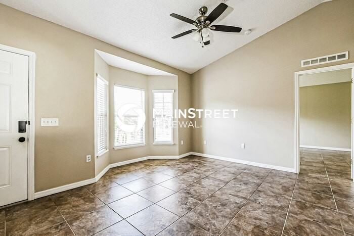 822 Del Prado Dr - Photo 4 of 18