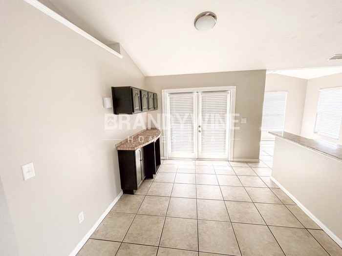 10419 Reagans Run Dr - Photo 6 of 17