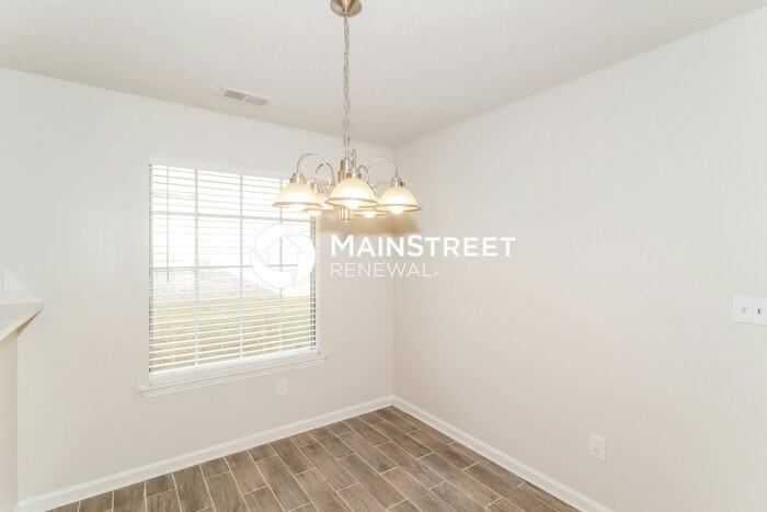 10103 Nolton Cir - Photo 6 of 18