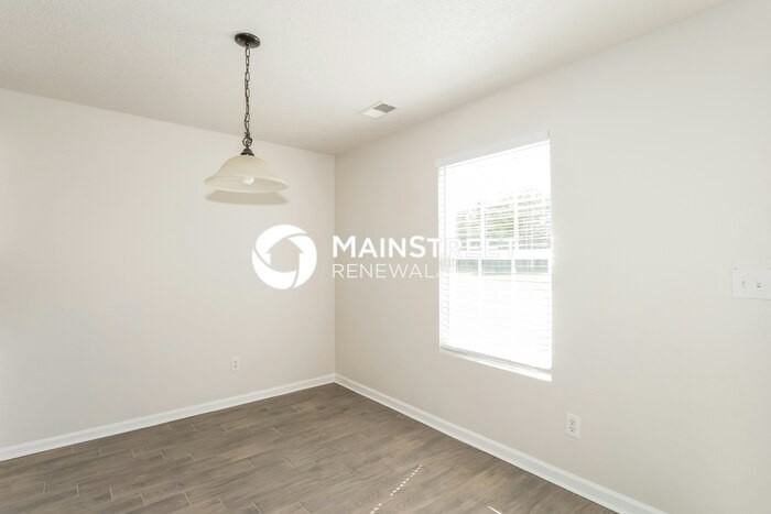 7789 Gosbrook Lane - Photo 7 of 19