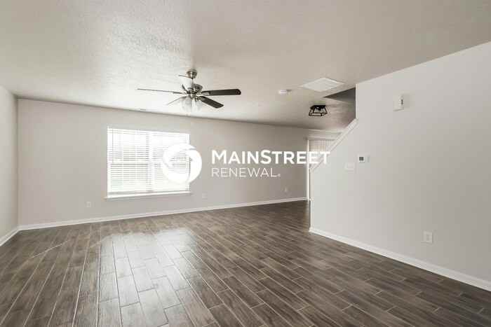 9710 Evanwood Ct - Photo 4 of 19