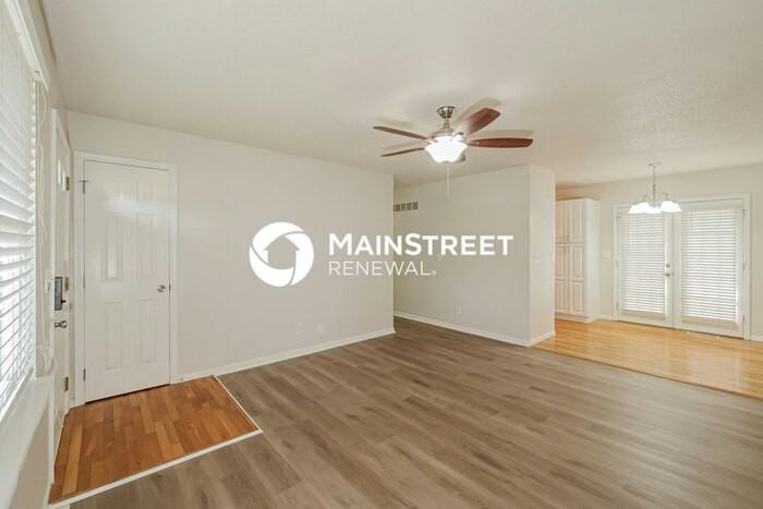 509 Northeast 98th Terrace - Photo 5 of 18