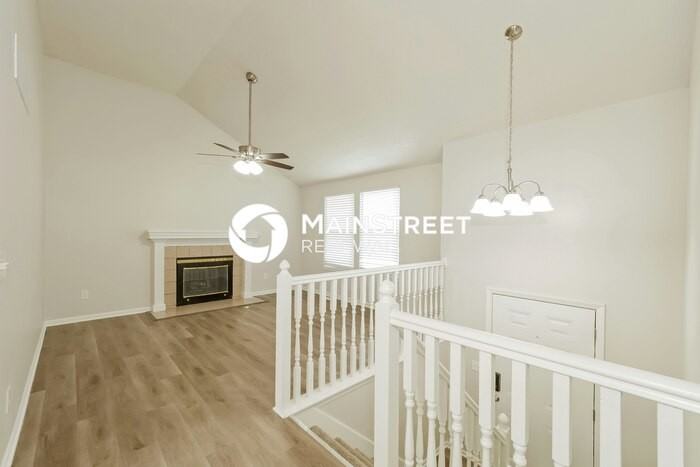 11015 North Lewis Avenue - Photo 4 of 18