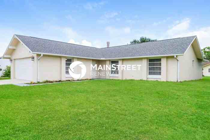 822 Seven Gables Cir Se - Photo 2 of 18