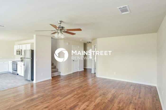 123 Fire Fly Lane - Photo 4 of 19