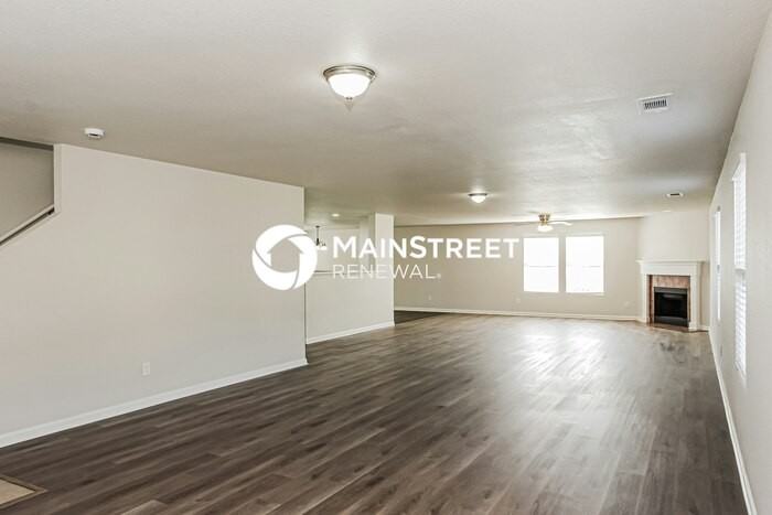 100 Waterway Drive - Photo 5 of 19