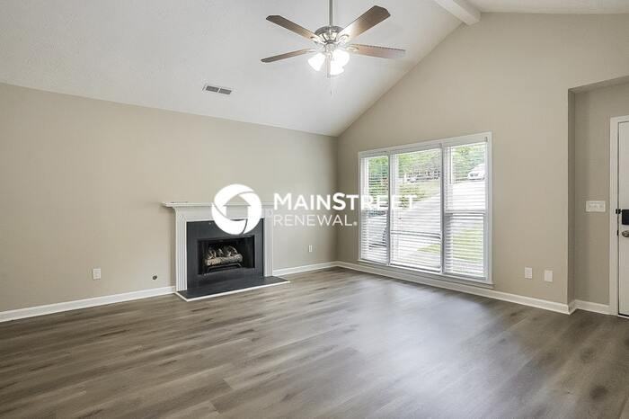 25 W Bradford Ct - Photo 2 of 15