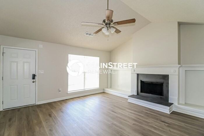 3766 Hudson Court - Photo 5 of 18