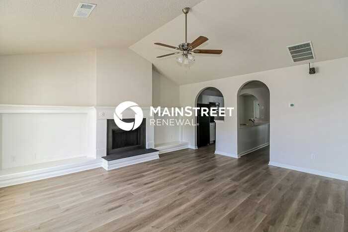 3766 Hudson Court - Photo 6 of 18