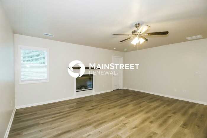 430 Birch Lane Southeast - Photo 5 of 17