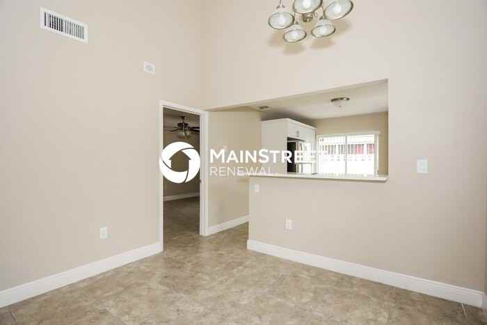 18954 Nw 63rd Court Cir - Photo 5 of 17