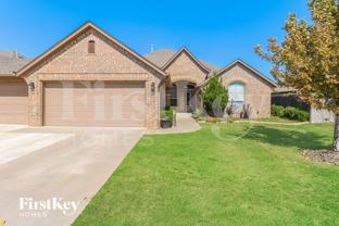 8713 Nw 109th St - Photo 1 of 1