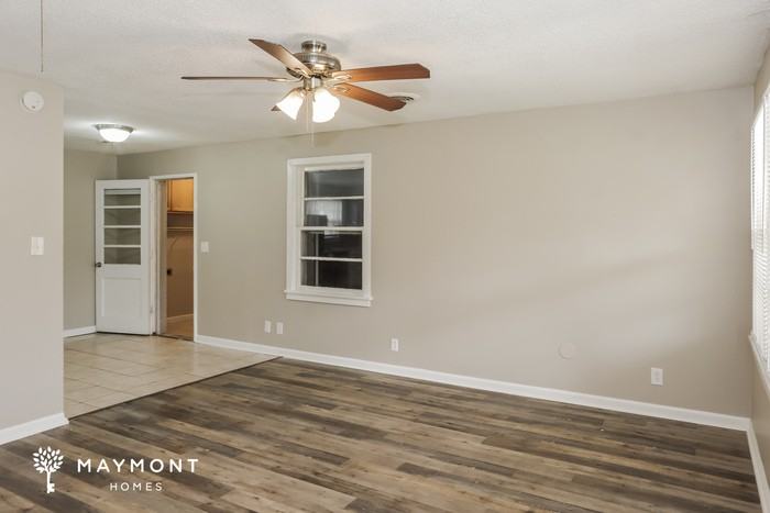 116 Grant Dr - Photo 4 of 12