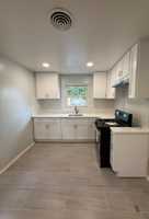 featured image of 329 W Broadway #10