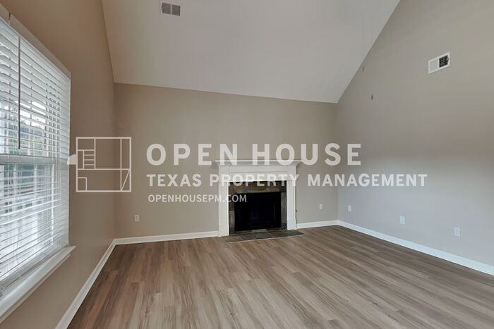 173 St Ann Circle - Photo 6 of 24