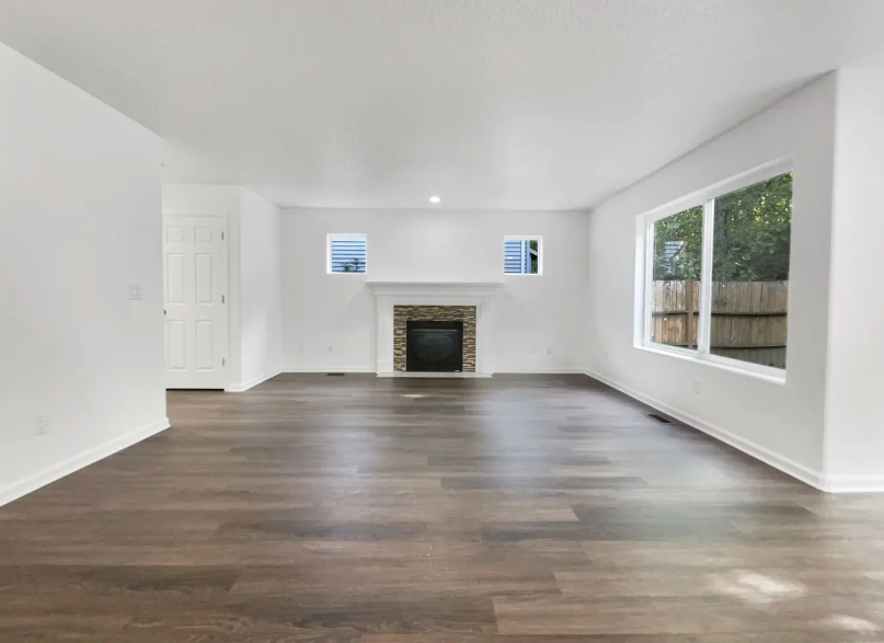 21730 Palisade Pl - Photo 2 of 15