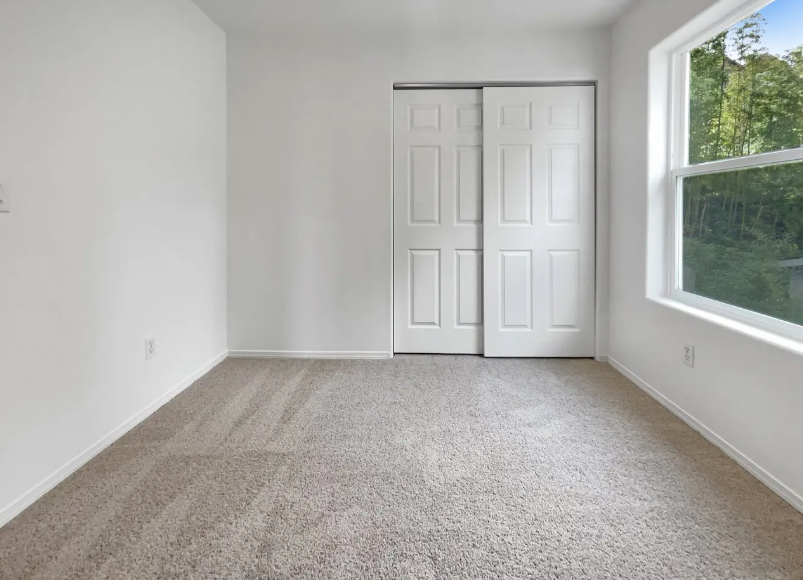 21730 Palisade Pl - Photo 3 of 15