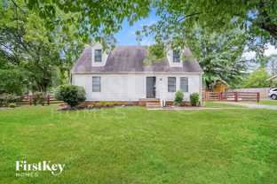 2423 Paddock Dr - Photo 1 of 1