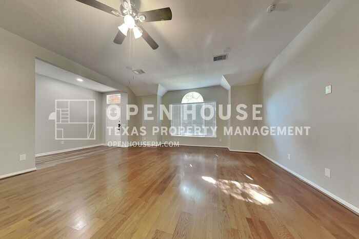 14422 Bladenboro Dr - Photo 5 of 22