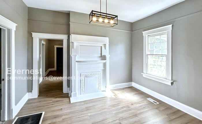 7129 3rd Ave S - Photo 3 of 16