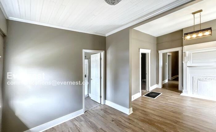 7129 3rd Ave S - Photo 4 of 16