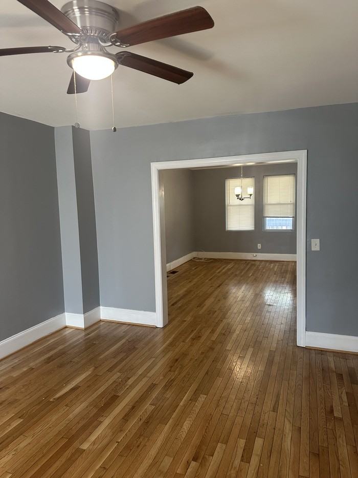 552 E 38th St - Photo 3 of 4