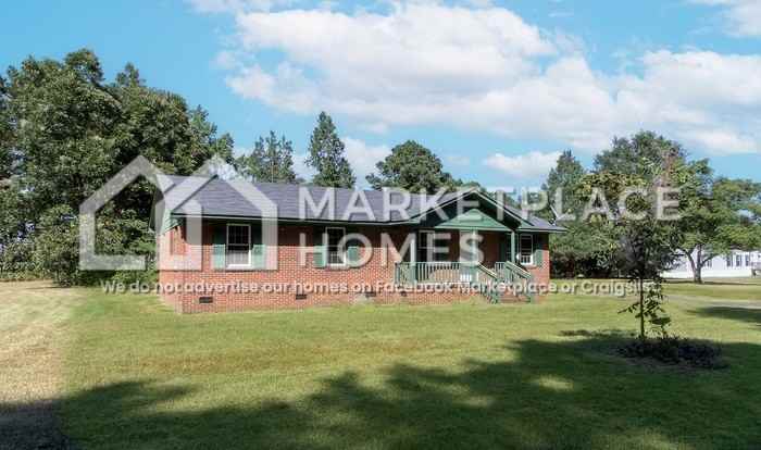 2141 Leavensworth Road - Photo 3 of 30