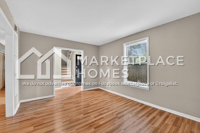 427 Whispering Pines Drive - Photo 5 of 29