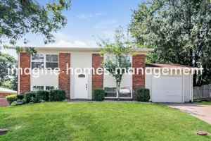 featured image of 2717 Country Club Rd