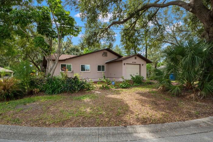 6700 Turner St N - Photo 3 of 29