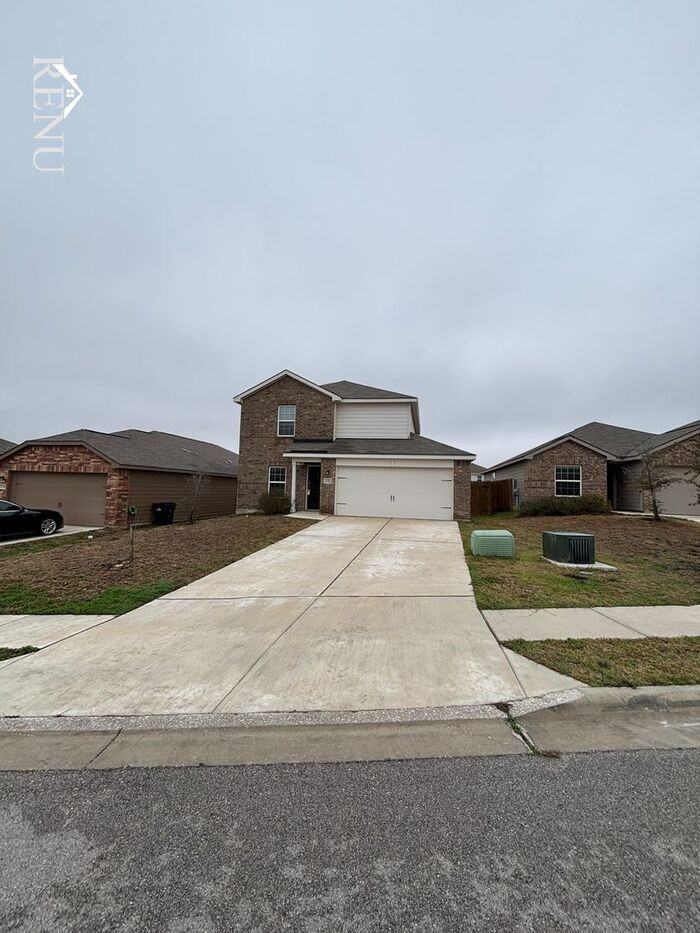 133 Stratton Lane - Photo 2 of 32