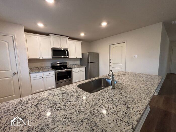 133 Stratton Lane - Photo 5 of 32