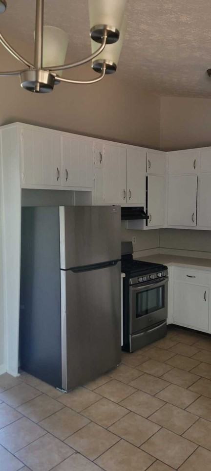 602 Brighton Drive Northwest - Photo 4 of 20