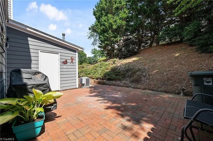 1120 Birch Tree Way - Photo 7 of 22